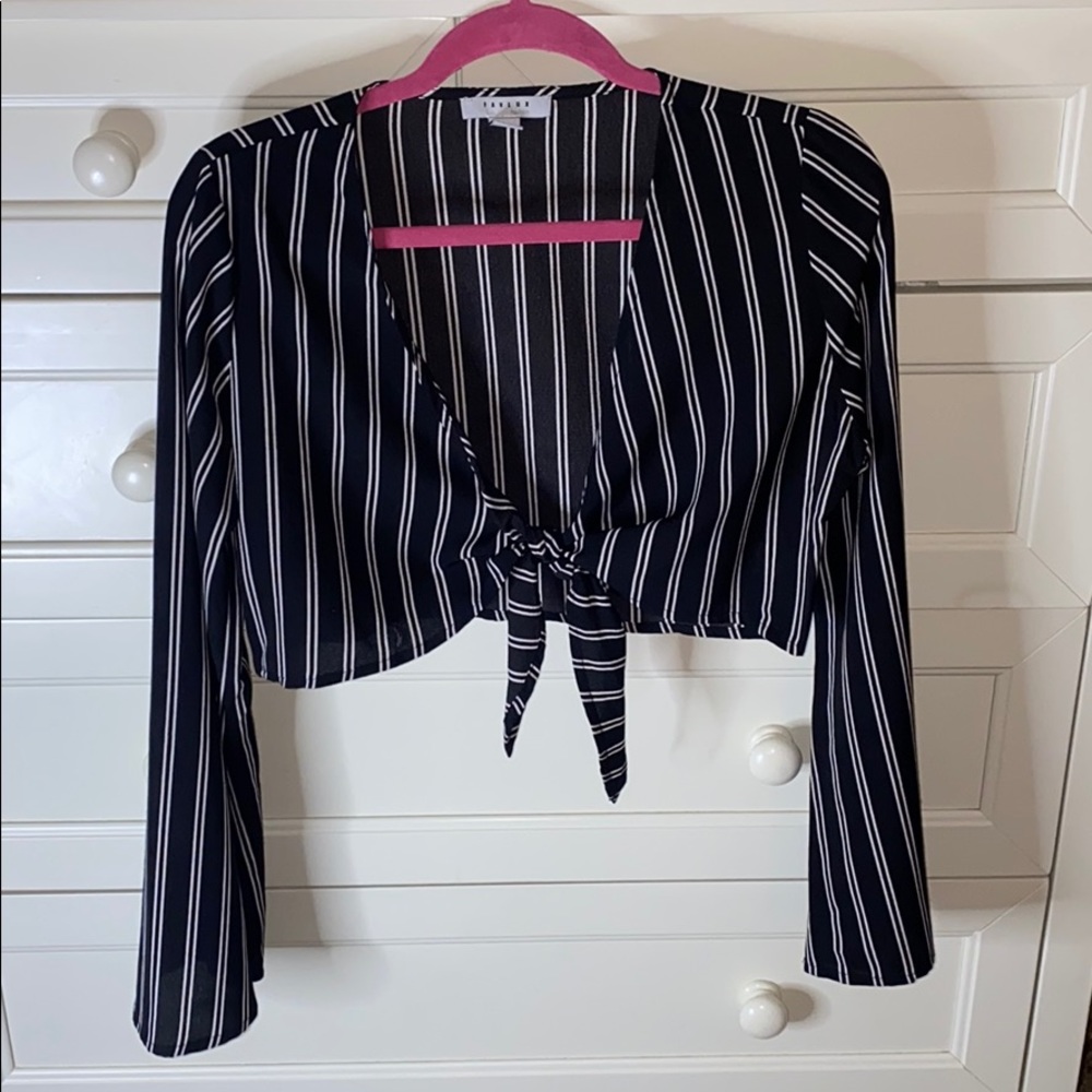 Crop top blouse